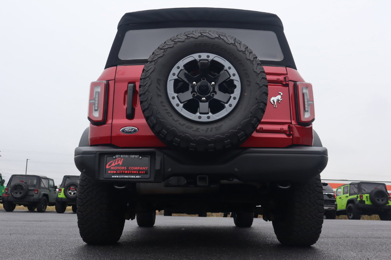 Used 2021 Ford Bronco Badlands image 8