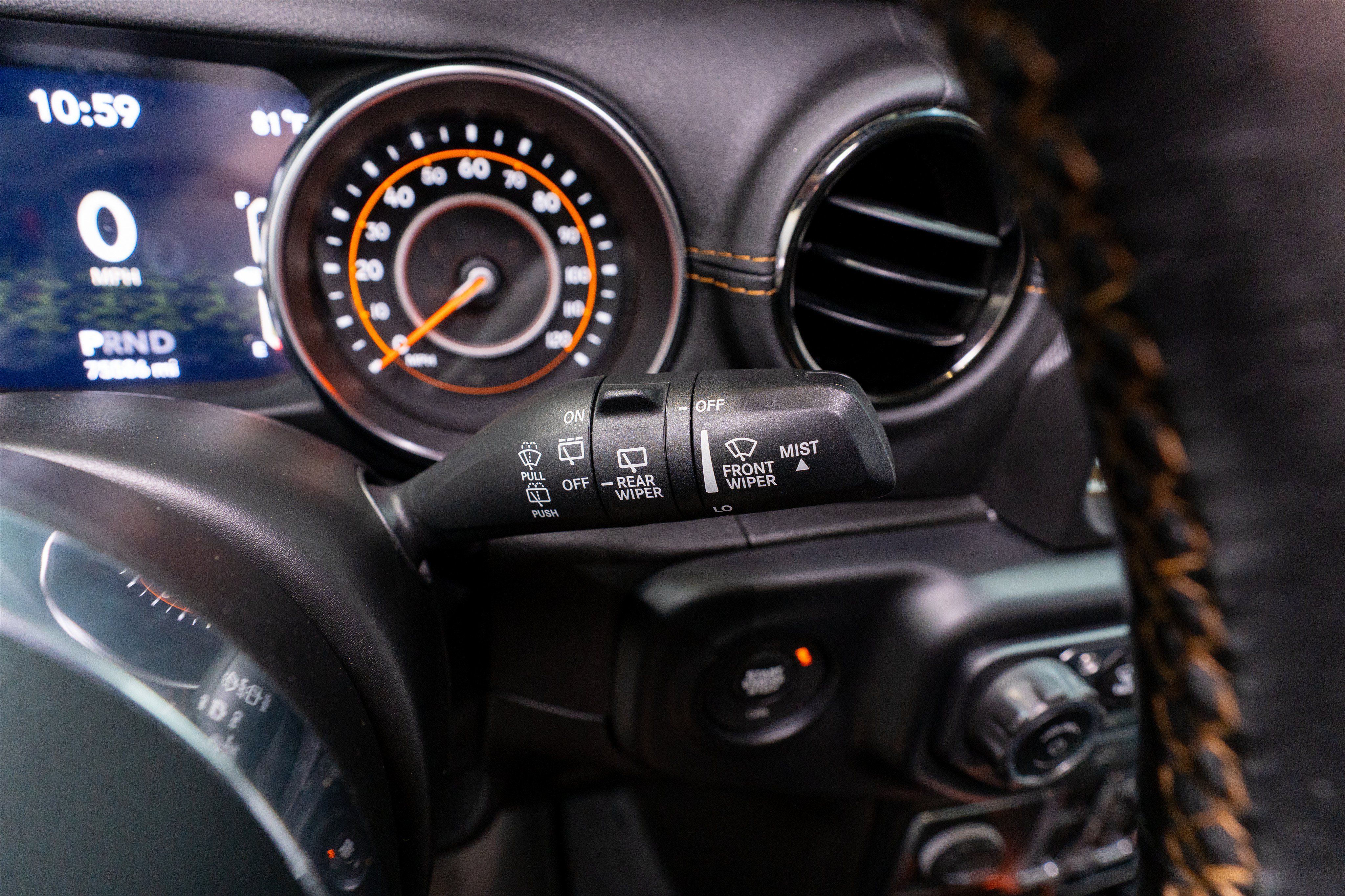 Used 2021 Jeep Wrangler Unlimited Sahara AWD/4WD image 26