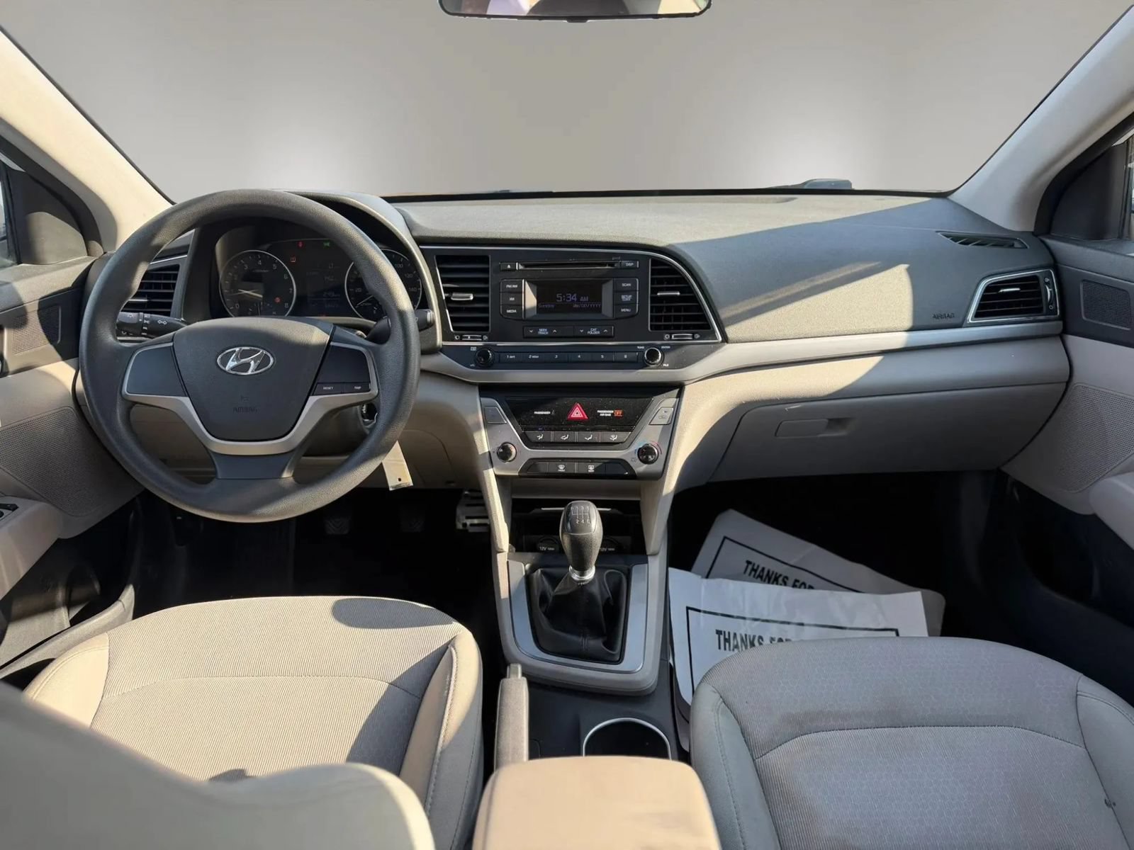 Used 2017 Hyundai Elantra SE FWD image 8