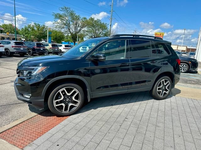 Used 2023 Honda Passport Elite image 3