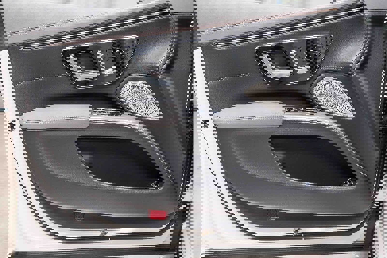 Certified 2022 Mercedes-Benz EQS 580 4MATIC Sedan image 21