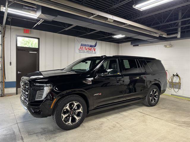 Certified 2025 GMC Yukon XL AT4 Ultimate AWD/4WD image 1