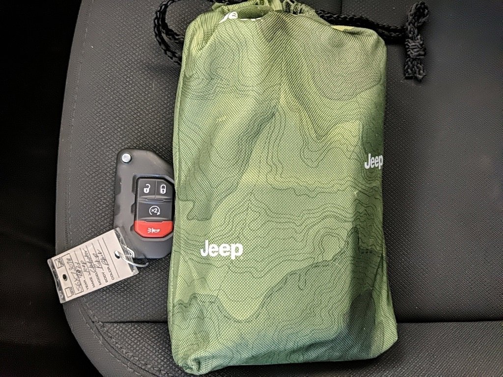 Used 2021 Jeep Gladiator Sport image 28