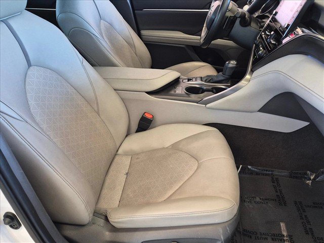 Used 2021 Toyota Camry XSE FWD image 18