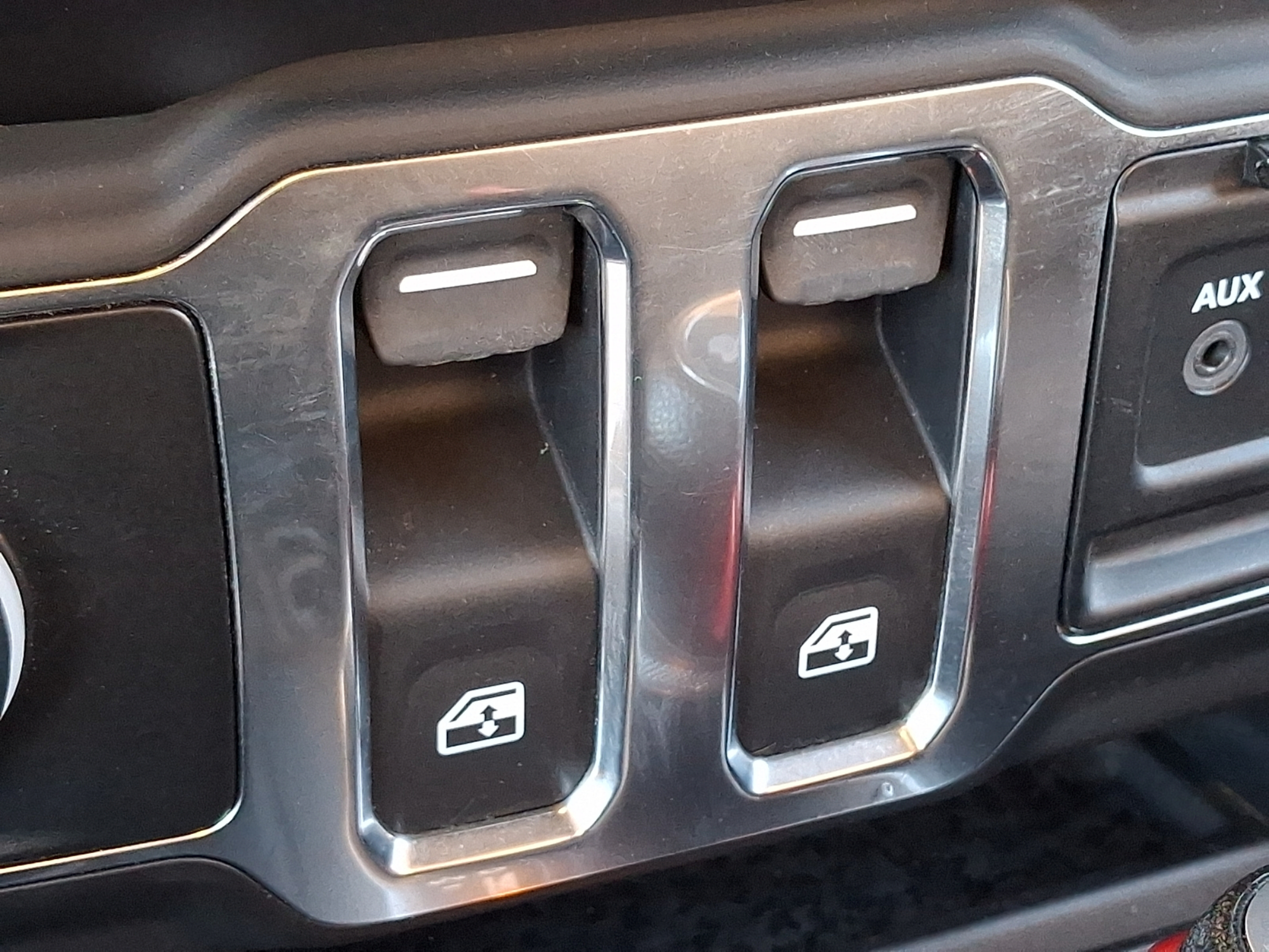 Certified 2021 Jeep Wrangler Sport AWD/4WD image 24