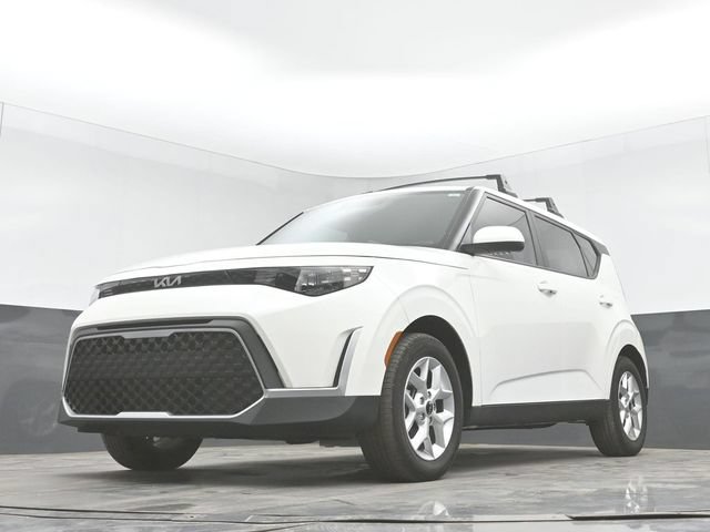 Used 2024 Kia Soul LX w/ Option Group 015 FWD image 41