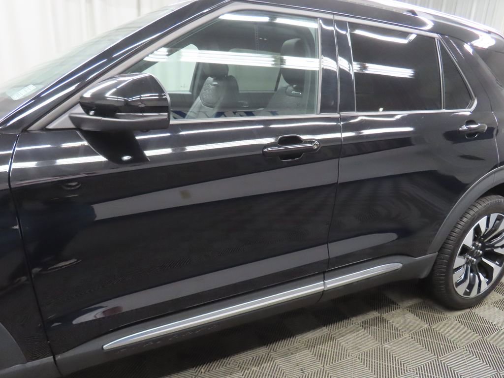 Used 2026 Ford Explorer Platinum w/ LUX Leather Package AWD/4WD image 52