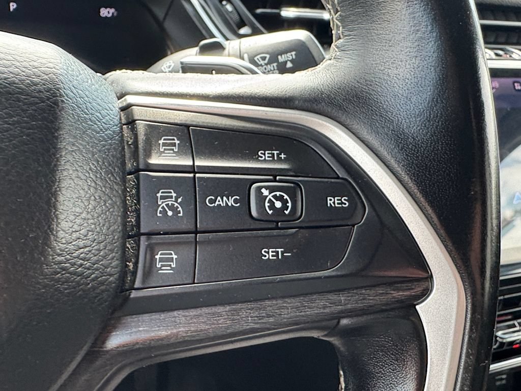 Used 2021 Jeep Grand Cherokee L Limited AWD/4WD image 16