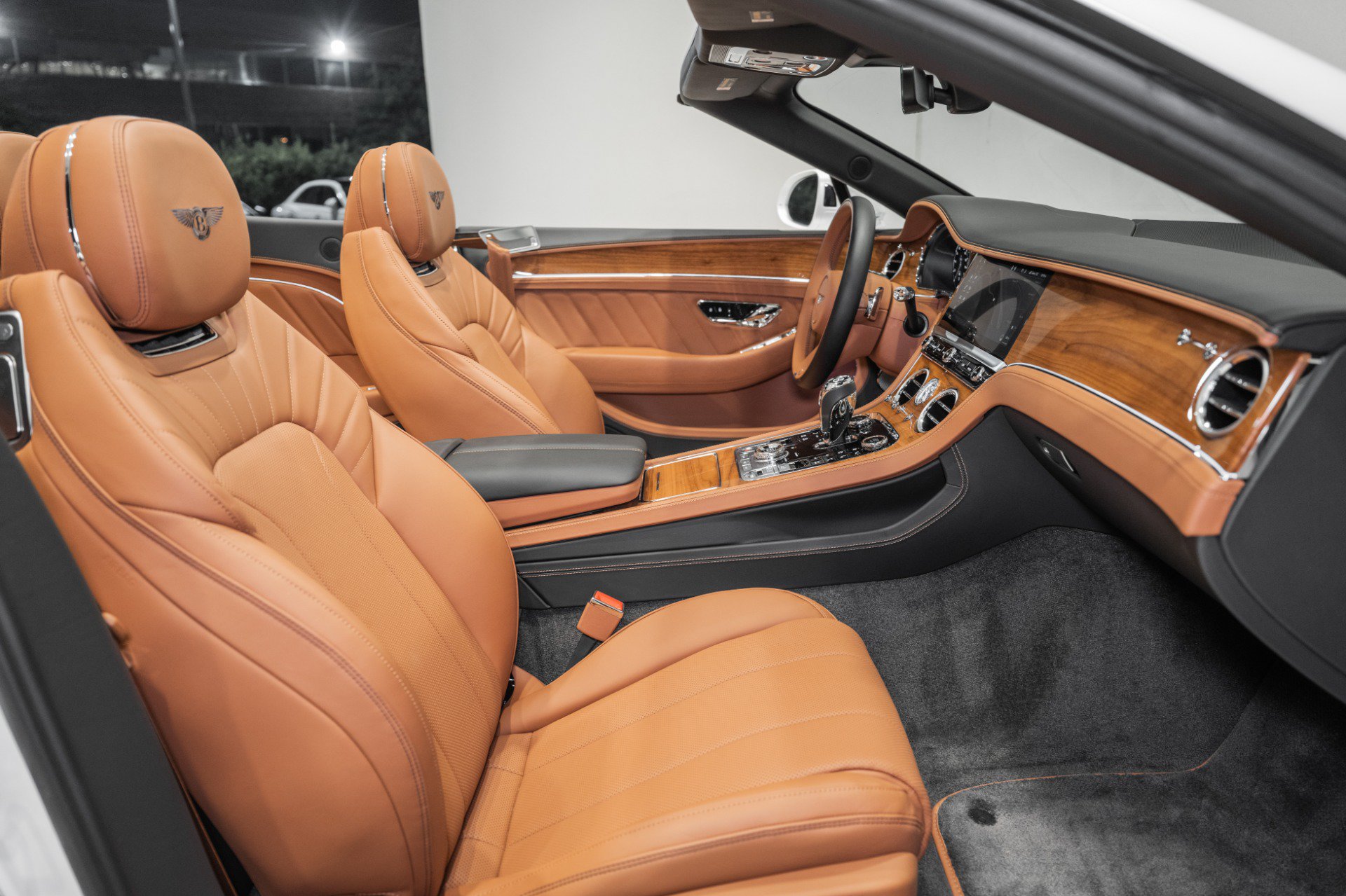 New 2024 Bentley Continental GT V8 AWD/4WD image 2