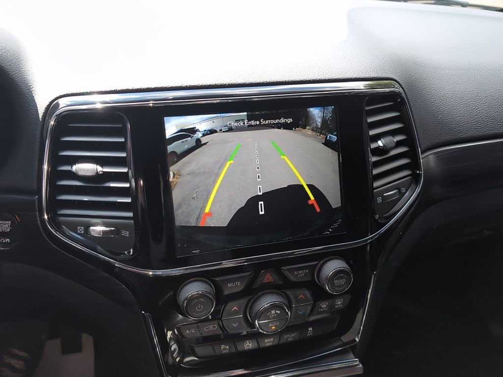 Used 2020 Jeep Grand Cherokee Altitude image 19