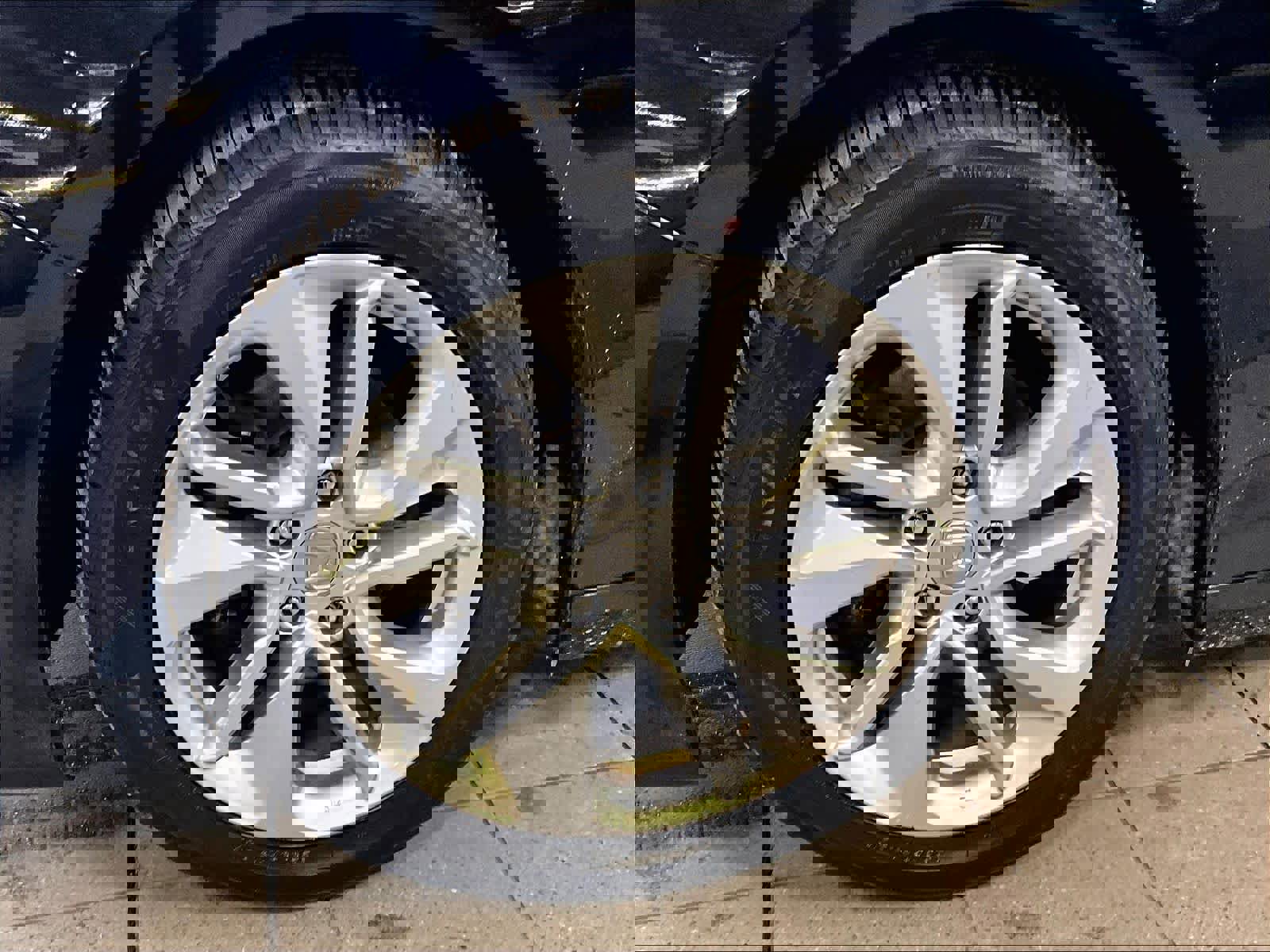 Used 2019 Honda Accord LX image 7