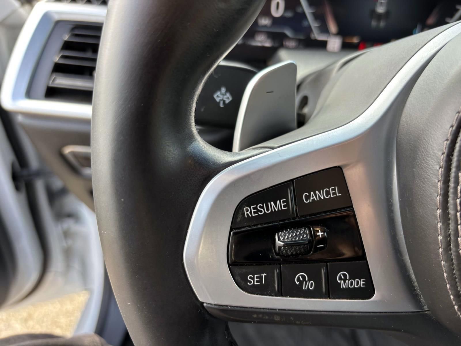 Used 2023 BMW X7 xDrive40i w/ M Sport Package image 17