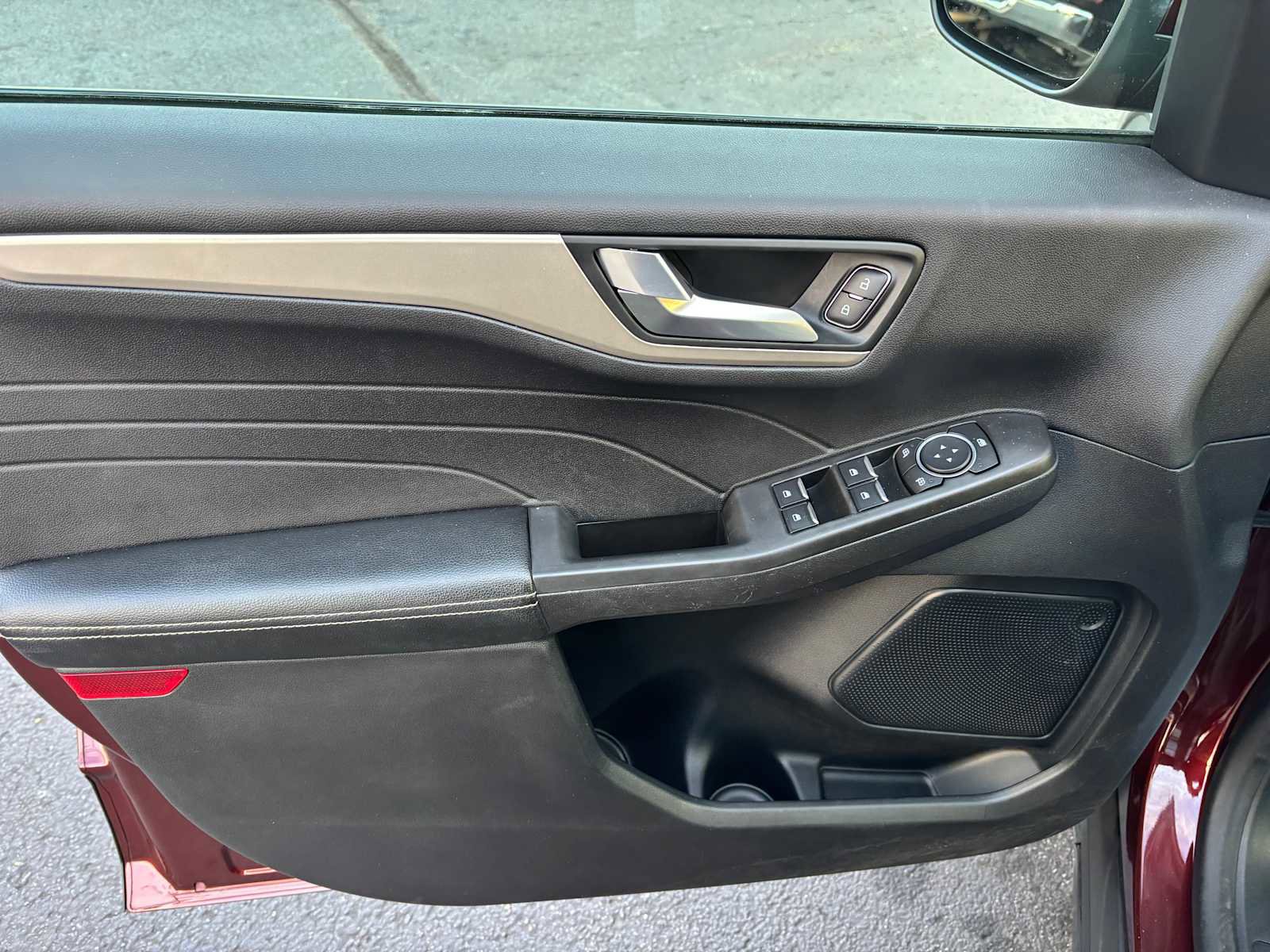 Used 2021 Ford Escape SEL w/ Equipment Group 302A image 19