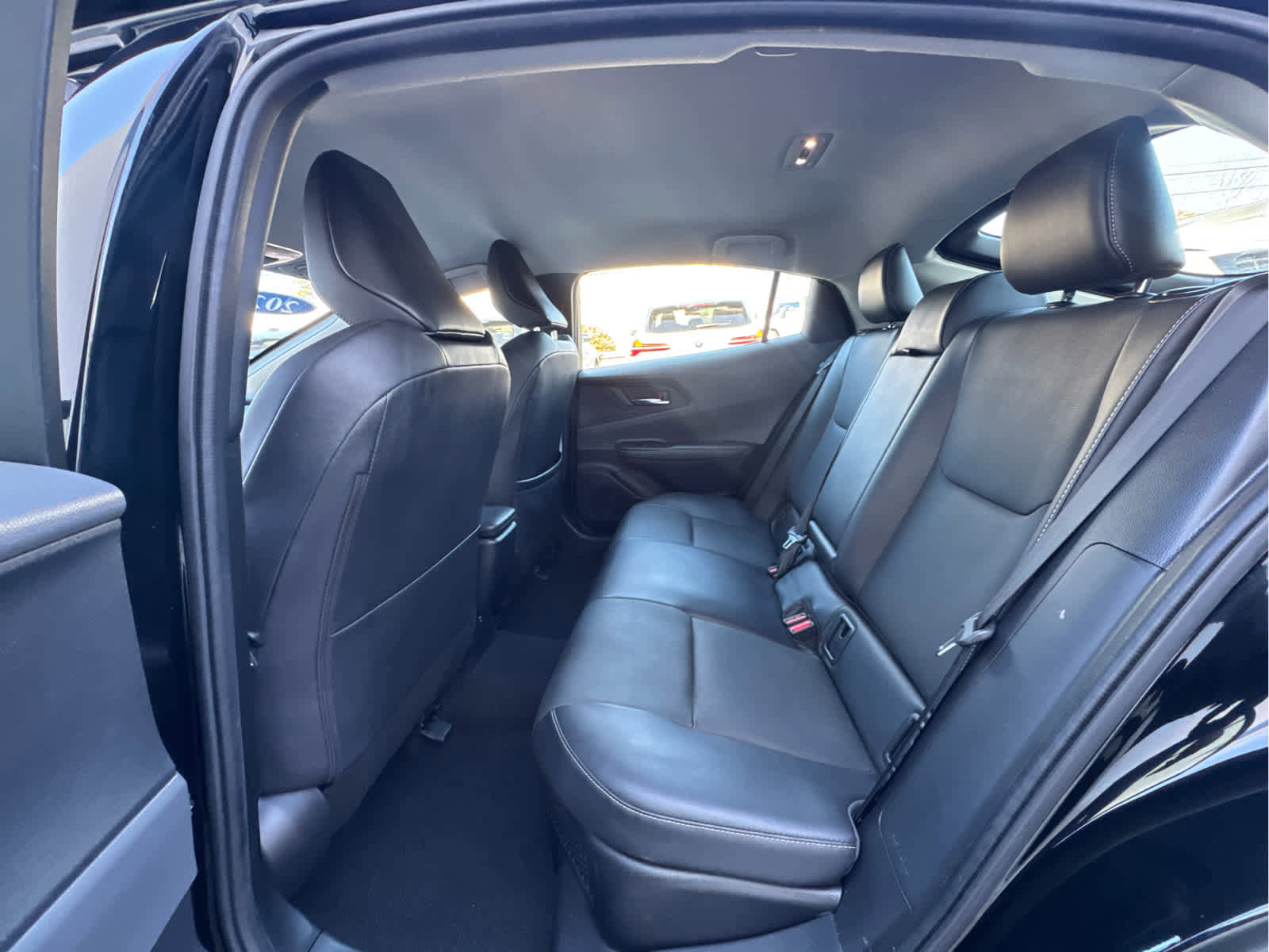 Used 2023 Toyota Prius XLE image 14