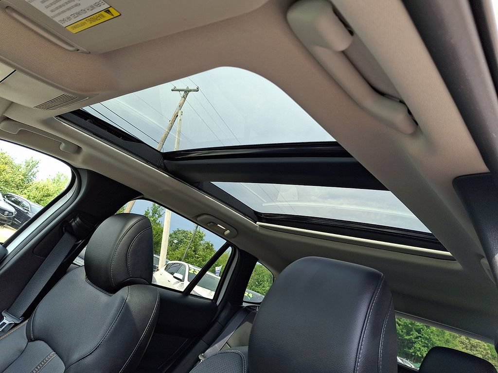 Used 2025 MAZDA CX-50 AWD 2.5 S w/ Weather Package image 14