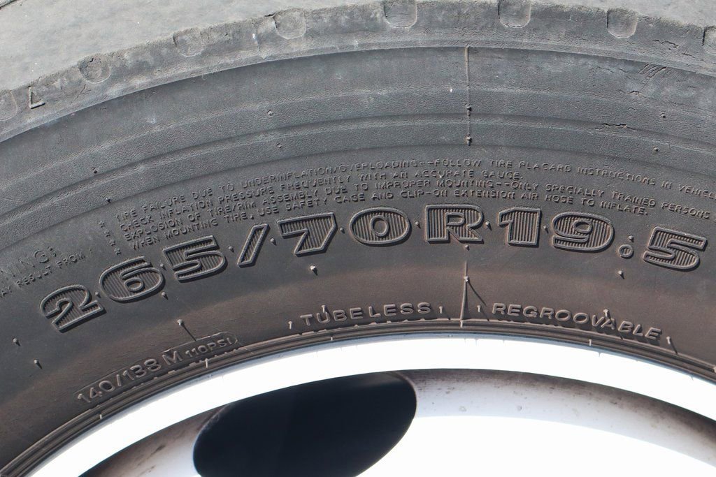 Used 2019 Ford F650 2WD Regular Cab Super Duty image 41