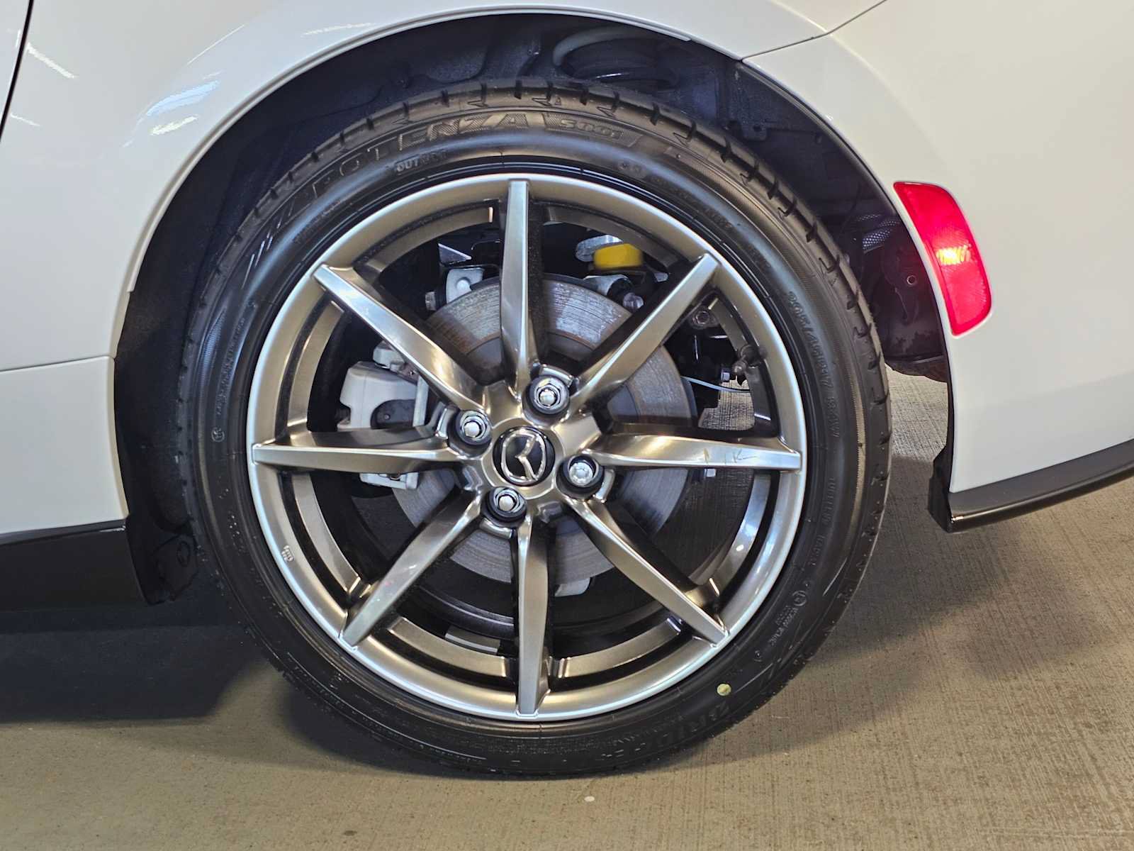Used 2023 MAZDA MX-5 Miata Grand Touring w/ Appearance Package RWD image 8