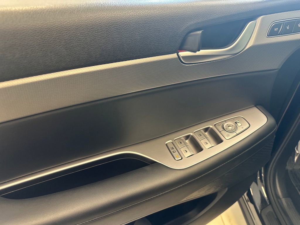 Used 2022 Hyundai Palisade SEL w/ 8P Bench Seat Package image 15