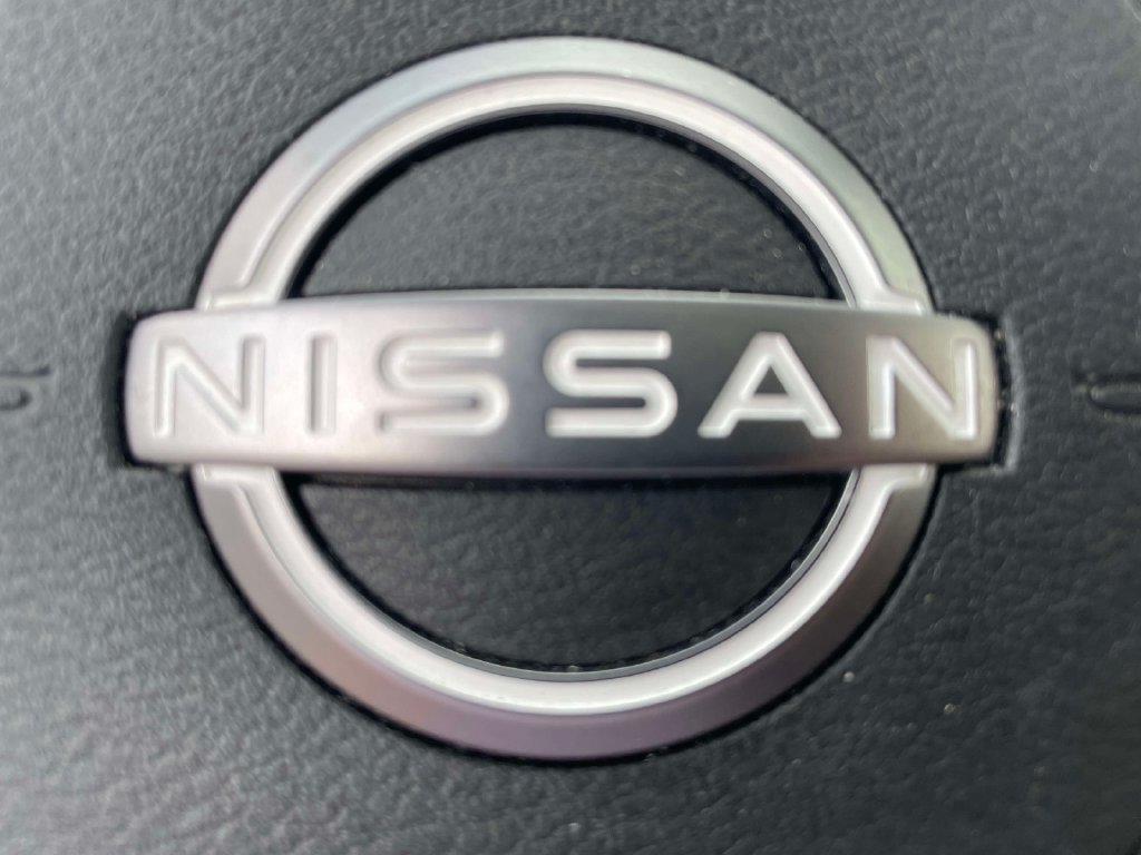 Used 2024 Nissan Rogue SV w/ SV Premium Package FWD image 31