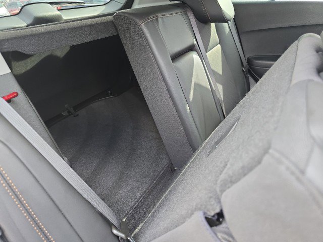 Used 2022 Chevrolet Trax LT w/ LT Convenience Package image 36