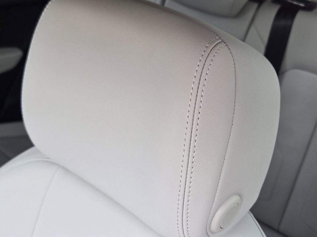 Certified 2021 Audi Q3 2.0T Premium w/ Convenience Package image 17