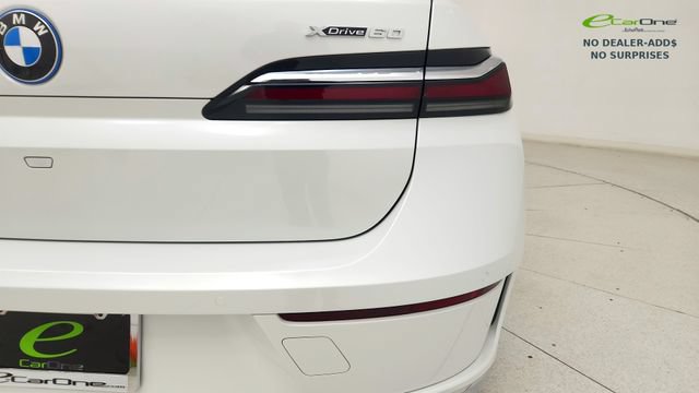 Used 2023 BMW i7 xDrive60 AWD/4WD image 28