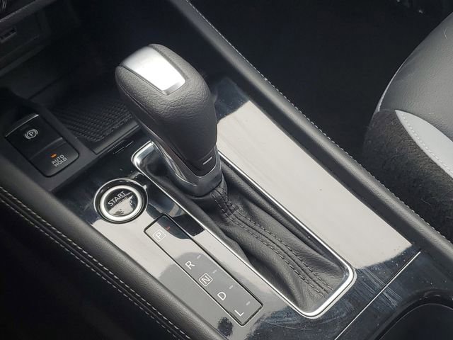 Certified 2024 Nissan Kicks SR w/ SR Premium Package image 34