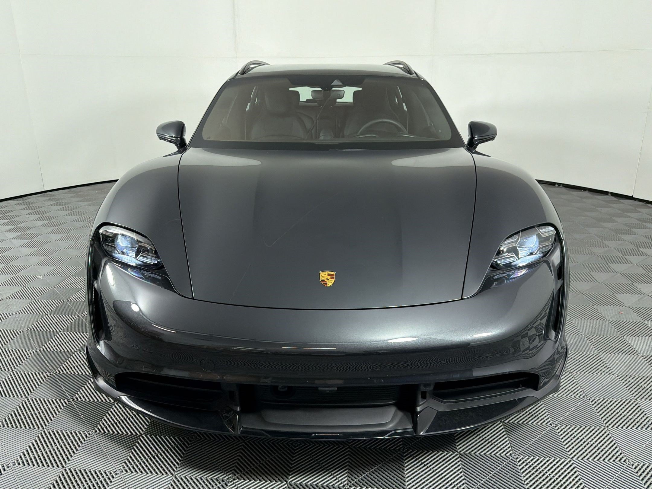Certified 2023 Porsche Taycan Turbo S AWD/4WD image 6