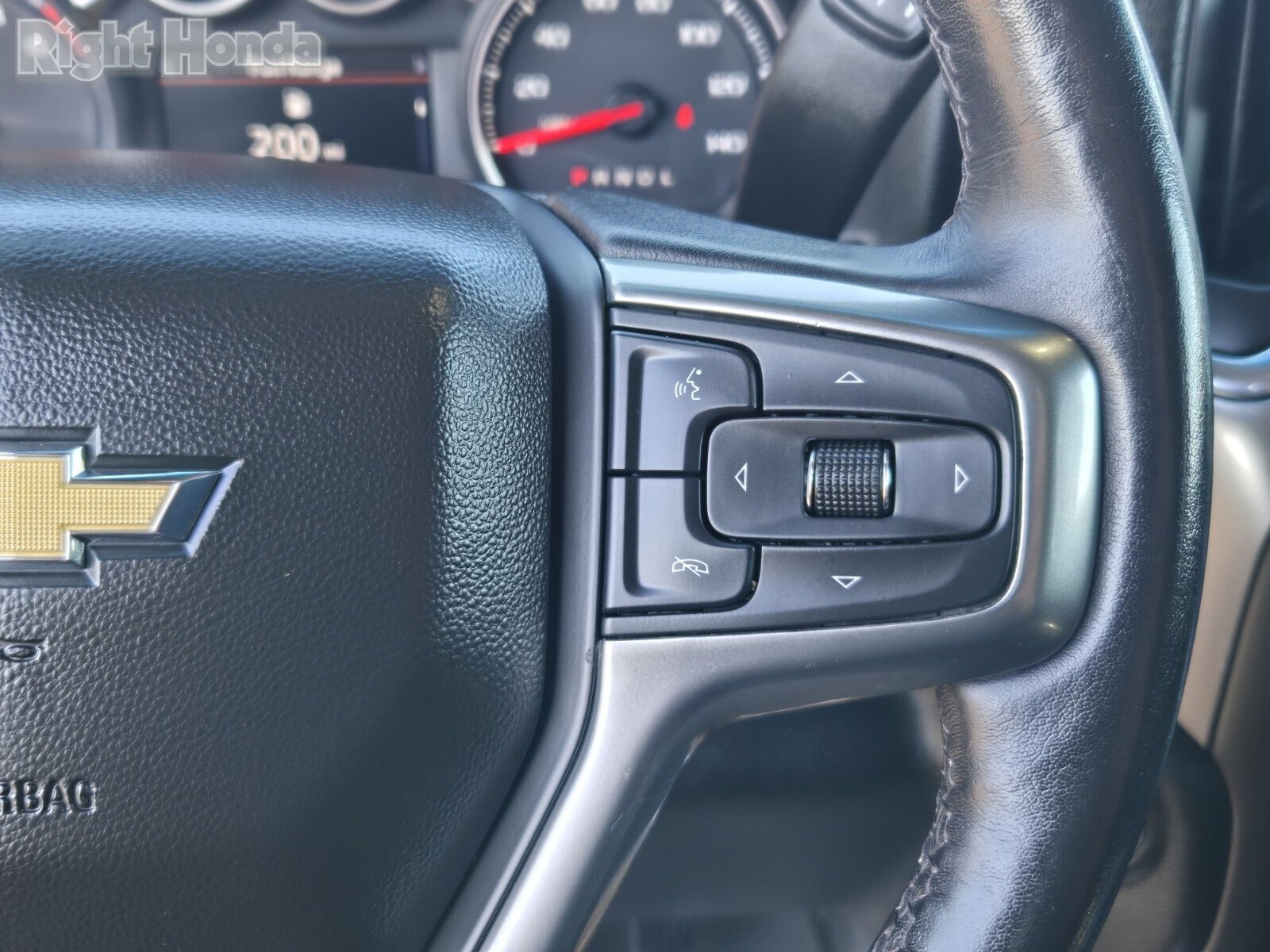 Used 2022 Chevrolet Silverado 1500 LTZ image 32