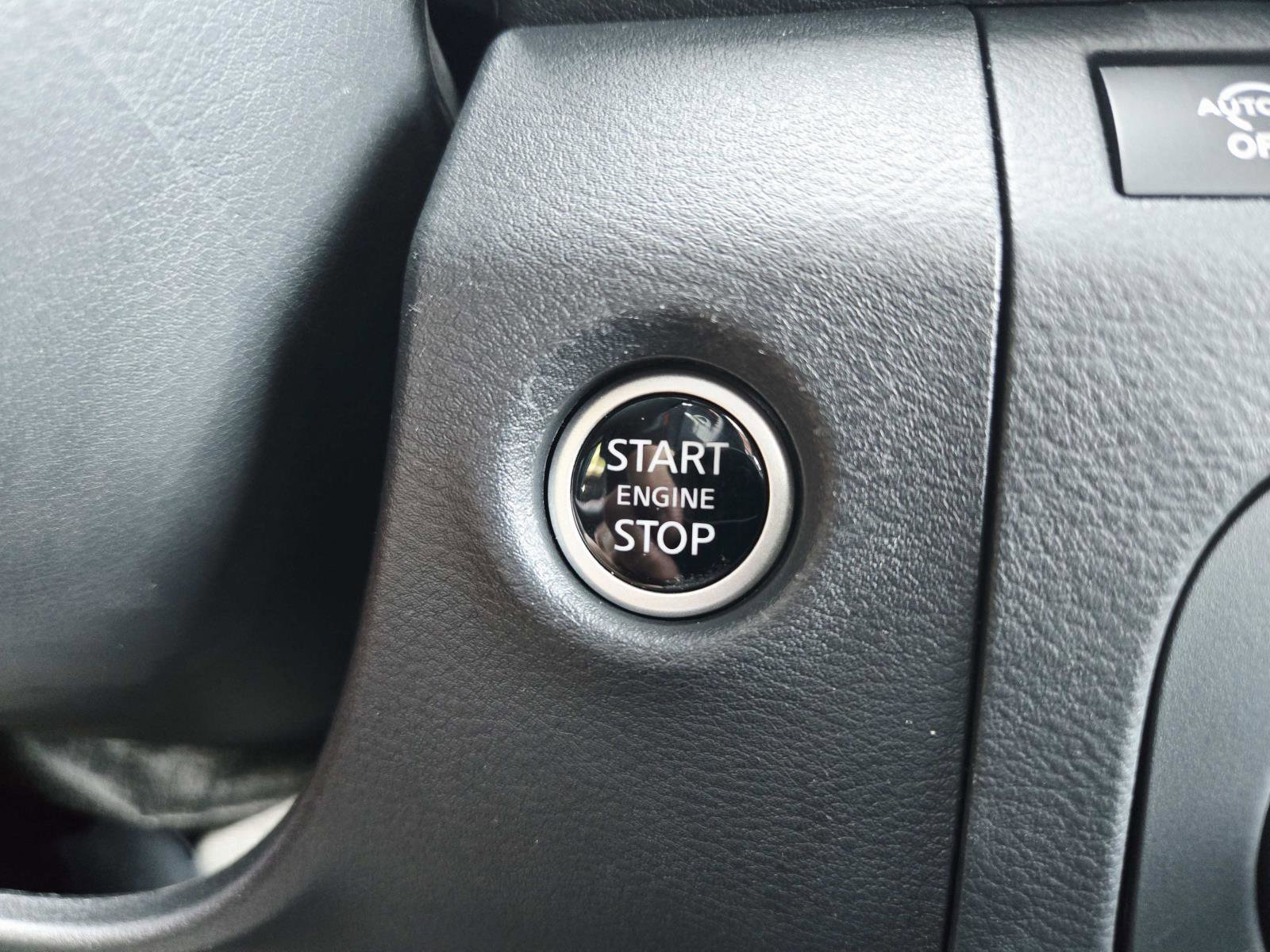 Used 2025 Nissan Frontier PRO-4X w/ Pro Convenience Package AWD/4WD image 35