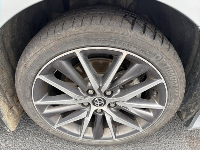 Used 2023 Toyota Camry XLE w/ Cold Weather Package image 28