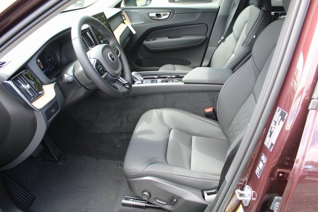 New 2026 Volvo XC60 B5 Plus w/ Protection Package Premier image 12