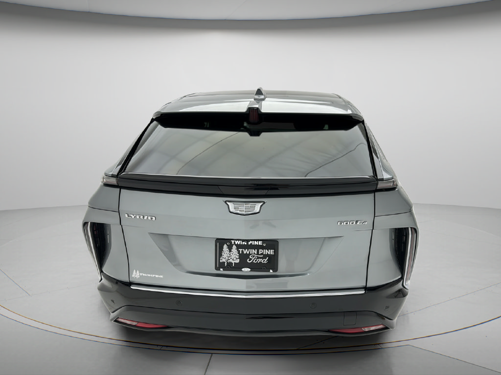Used 2024 Cadillac Lyriq Tech w/ Driver Assist Package AWD/4WD image 7