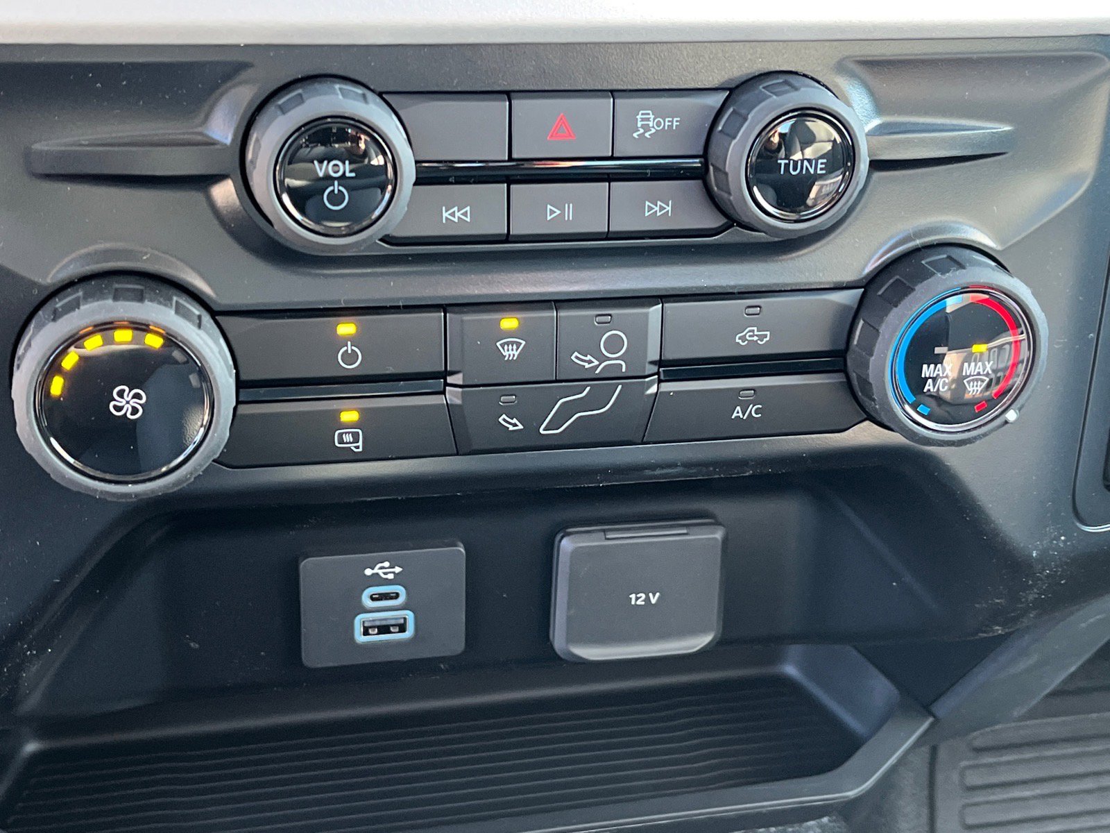 New 2026 Ford F350 XL w/ XL Chrome Package image 8