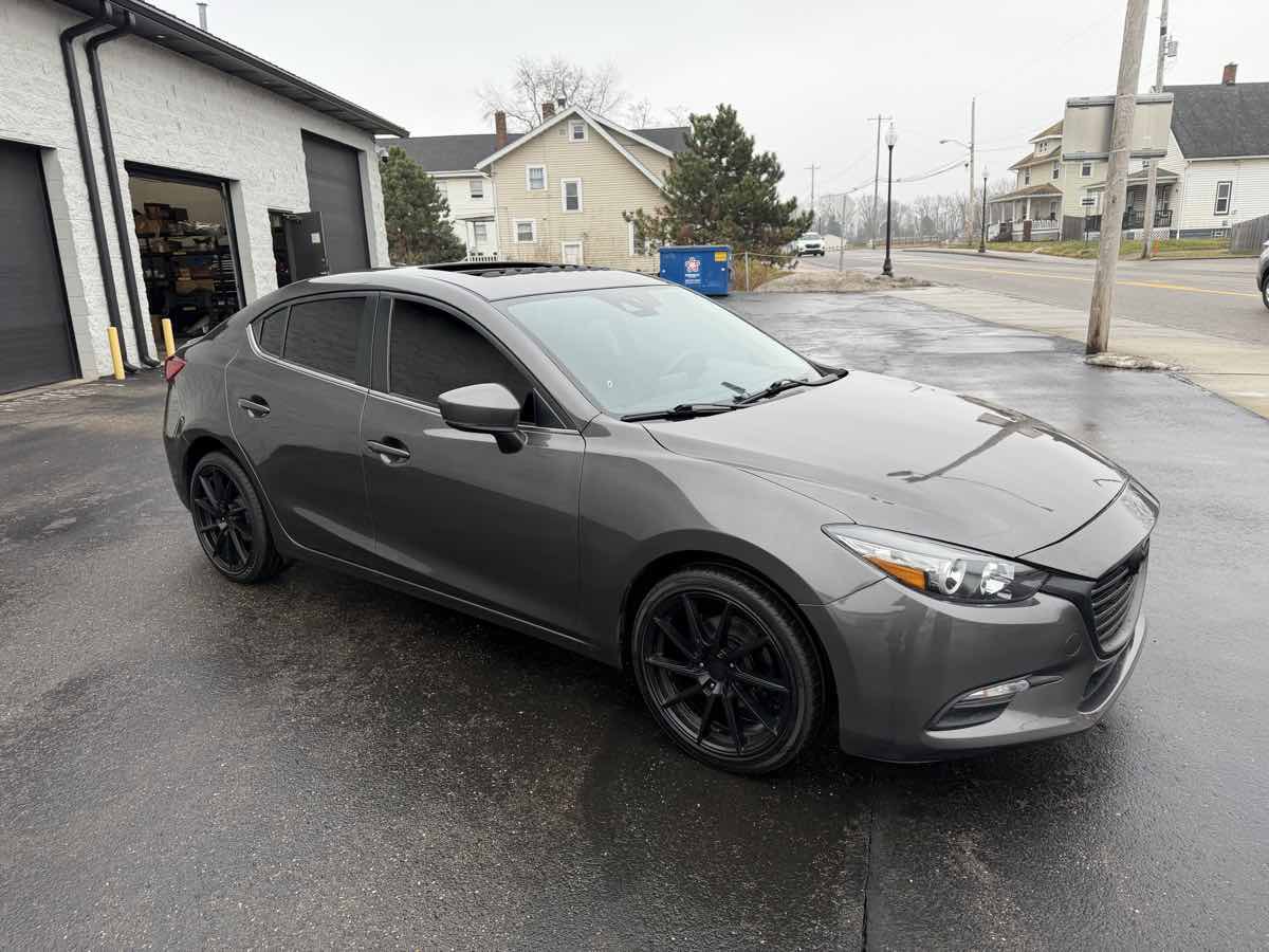 Used 2018 MAZDA MAZDA3 Touring image 6