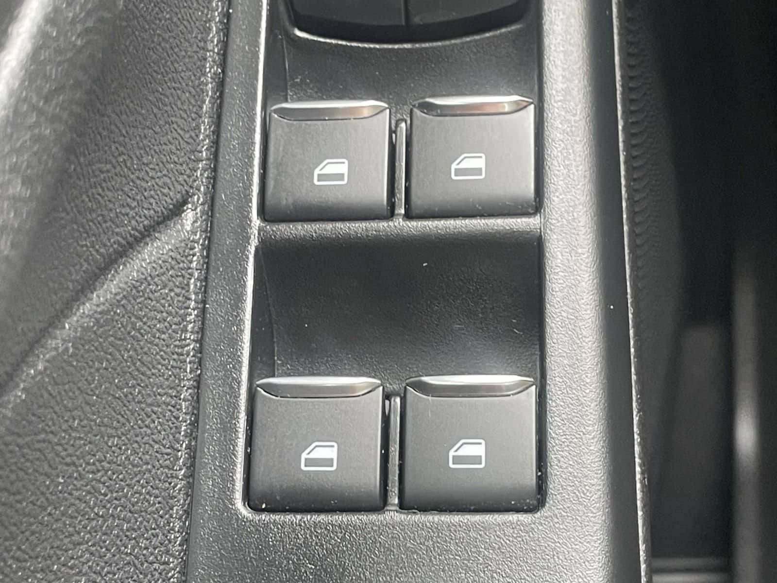 Used 2025 Ford Escape Active FWD image 26