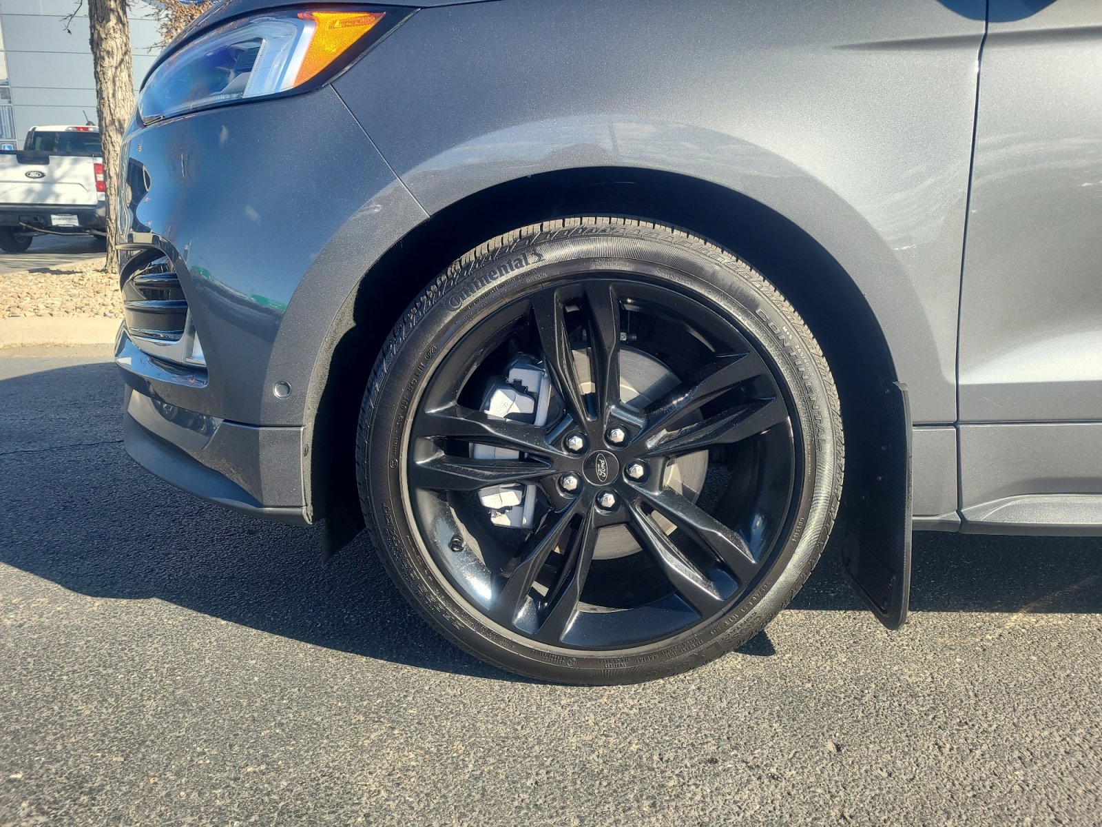 Certified 2024 Ford Edge ST w/ Equipment Group 401A image 26