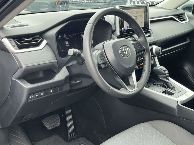 Used 2024 Toyota RAV4 XLE image 12