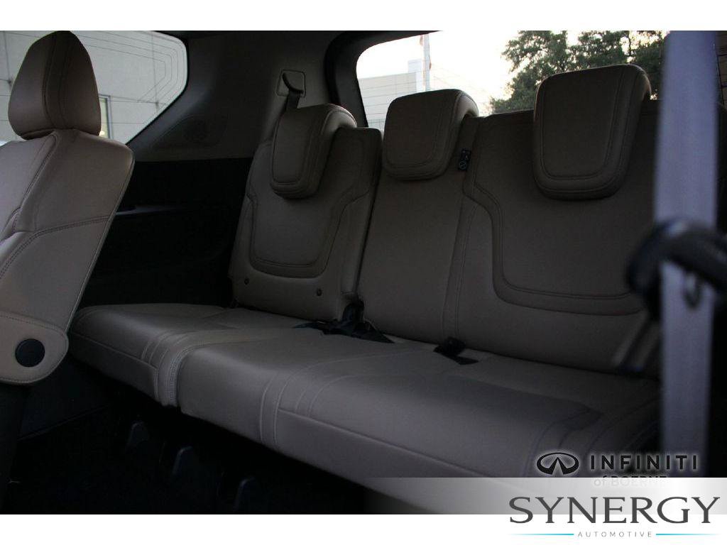 Certified 2026 INFINITI QX80 Pure AWD/4WD image 24