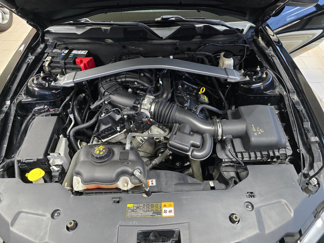 Used 2012 Ford Mustang Convertible image 44