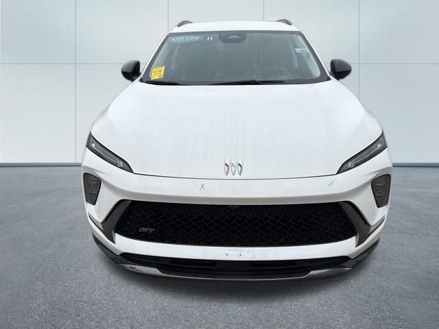 Used 2025 Buick Envision Sport Touring image 6