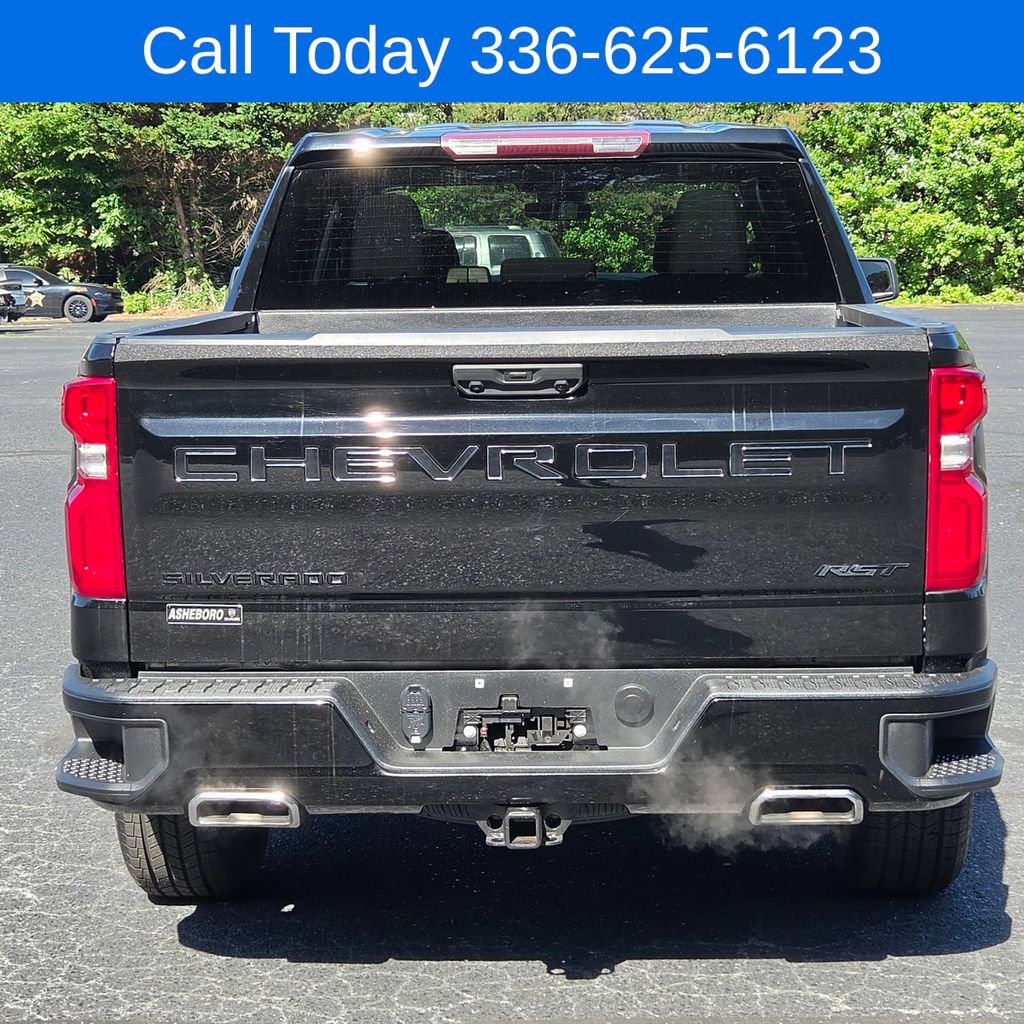 Used 2023 Chevrolet Silverado 1500 RST w/ Z71 Off-Road Package AWD/4WD image 10