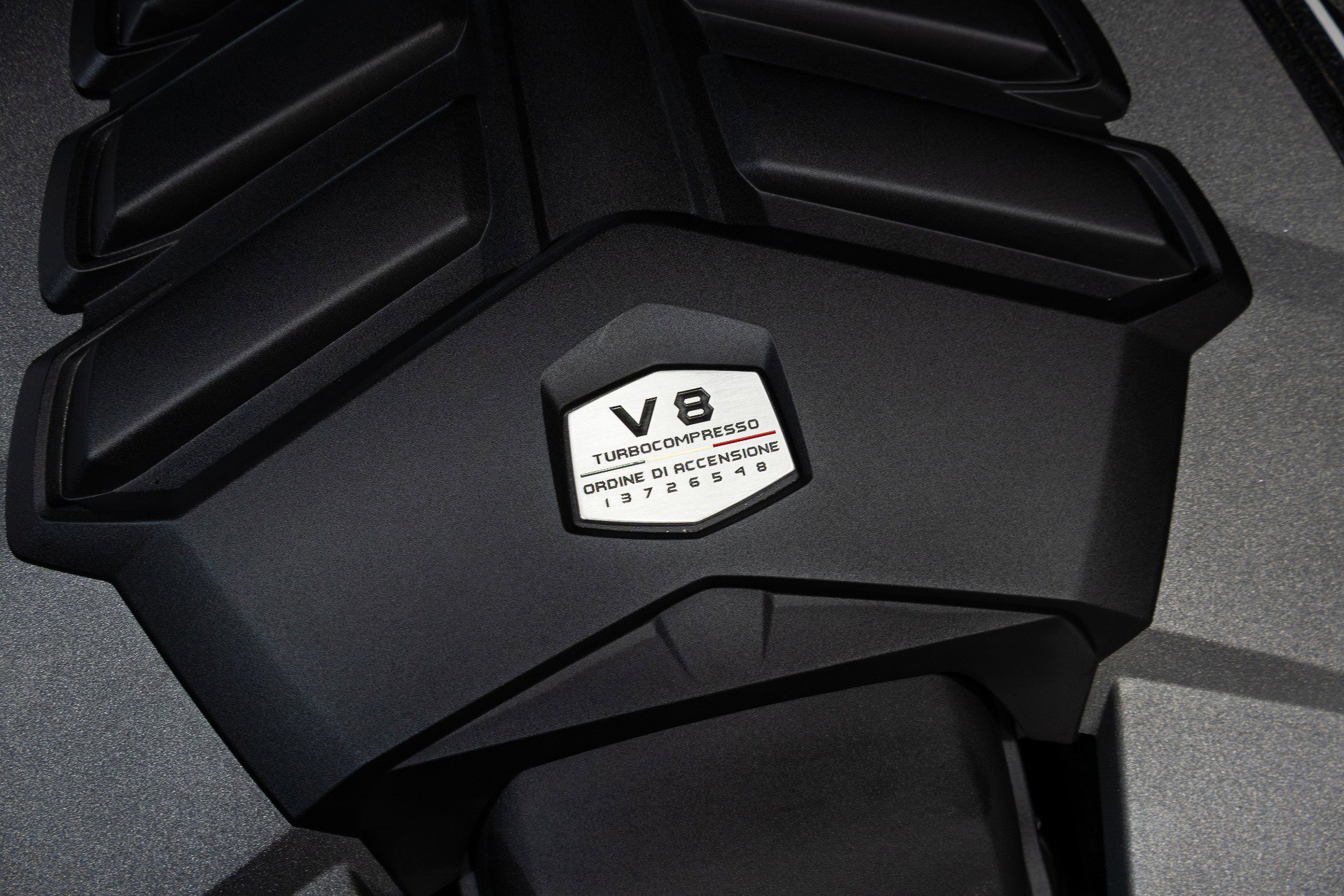 Used 2022 Lamborghini Urus image 51