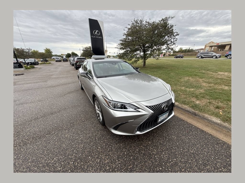 Used 2019 Lexus ES 300h