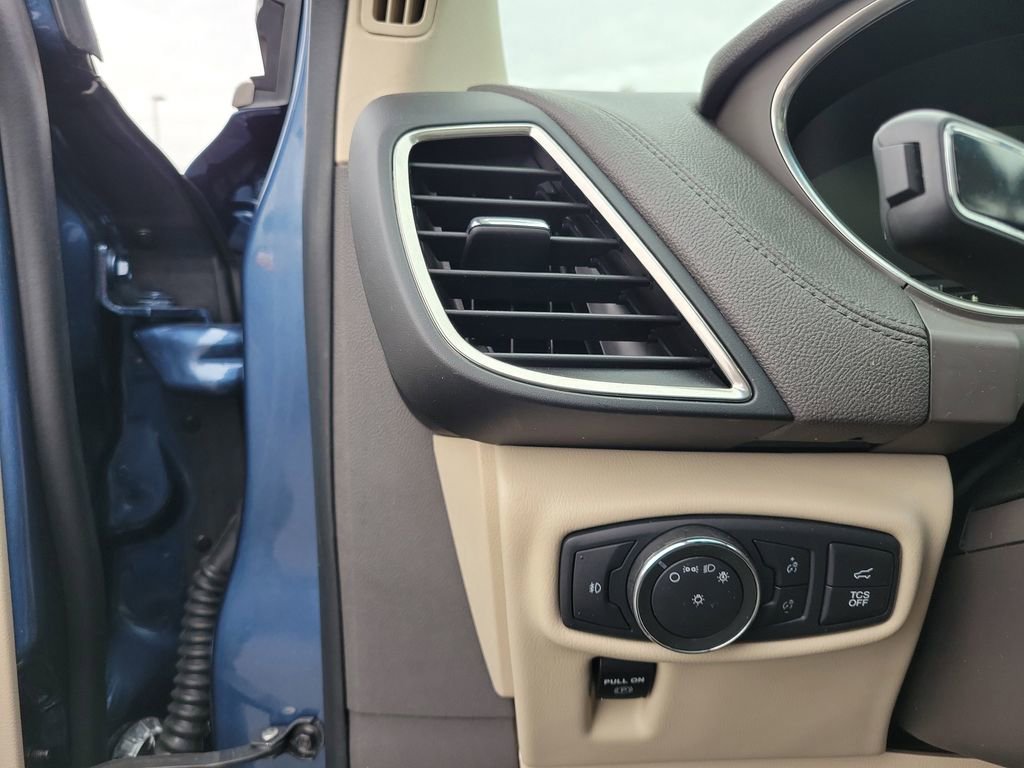 Certified 2019 Lincoln Nautilus Select image 22