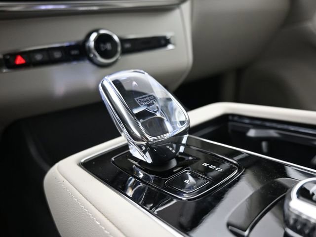 New 2026 Volvo XC90 B6 Ultra w/ Protection Package image 12