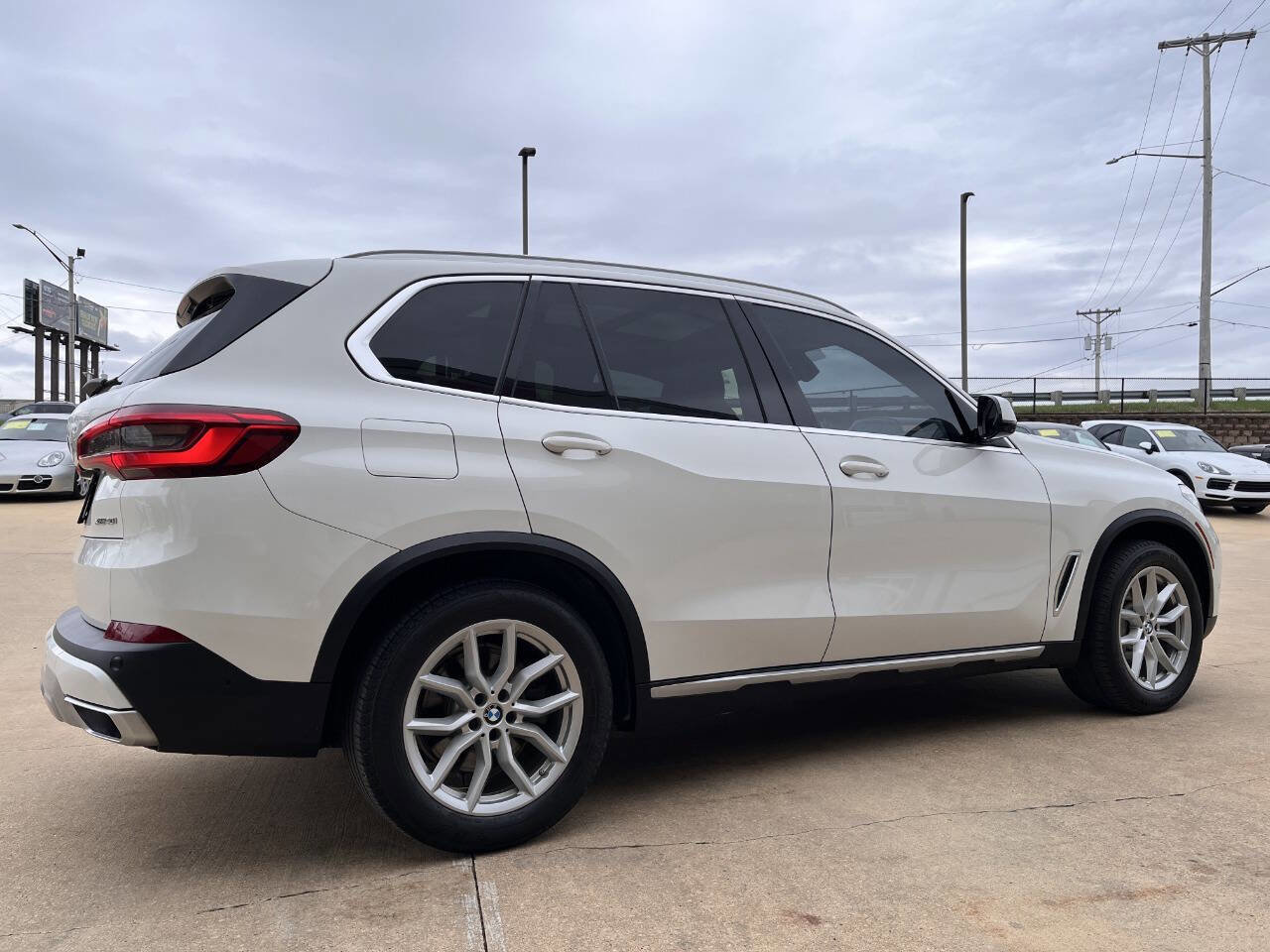 Used 2019 BMW X5 xDrive40i image 5