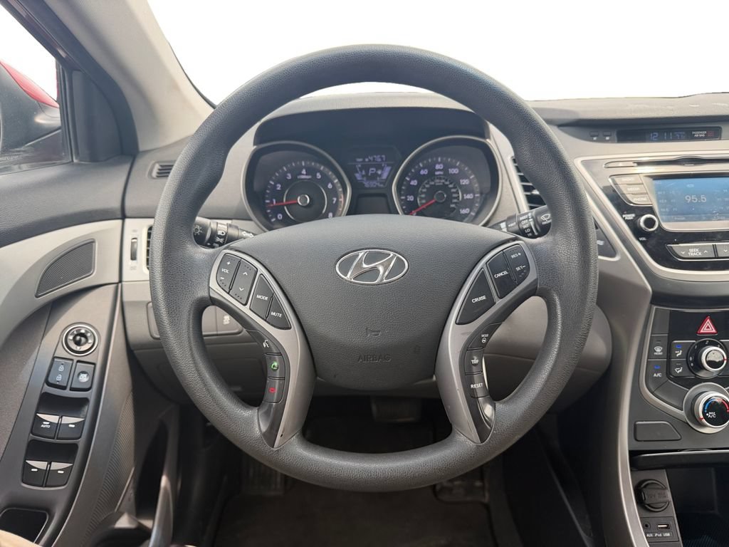 Used 2015 Hyundai Elantra SE w/ Option Group 02 FWD image 11