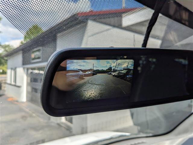 Used 2024 GMC Savana 2500 w/ Driver Convenience Package image 21