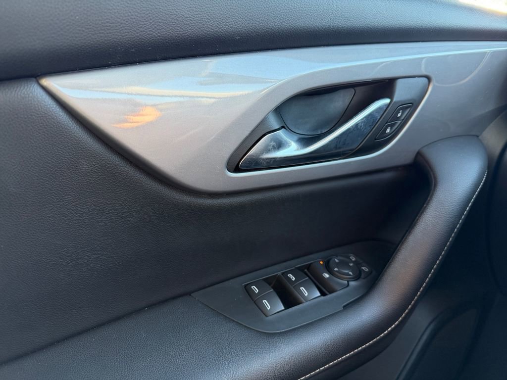 Used 2023 Chevrolet Blazer LT w/ Convenience Package image 18